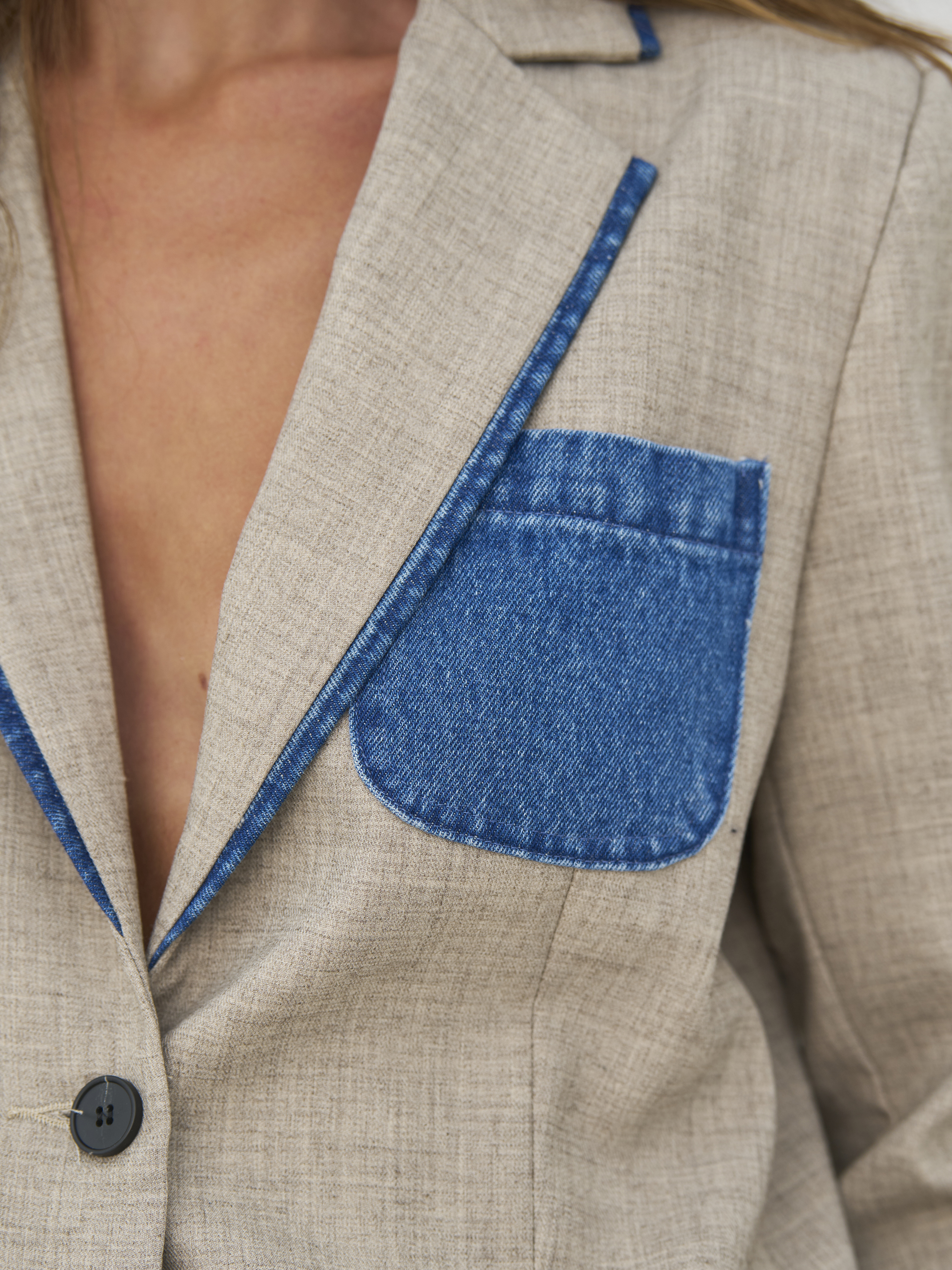 8702-35_-_Callie_Blazer_-_125_Seasand_-_Extra_5