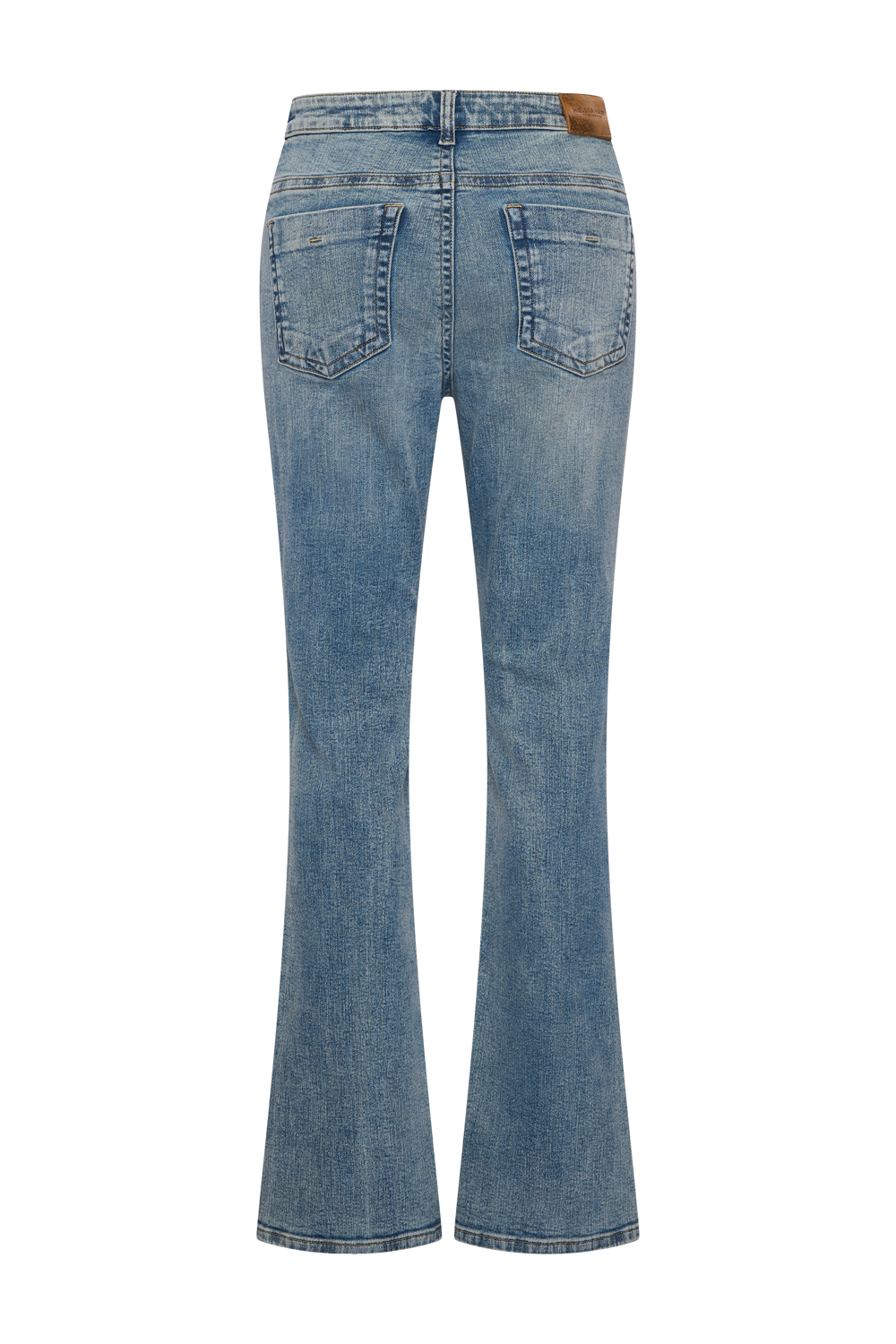 1768551084-helena-hart-139